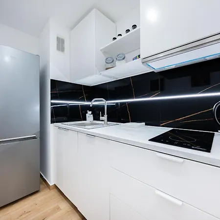 Unitapartament Centrum In By Metro Rondo Onz Super Wygodne Zapraszamy Appartement